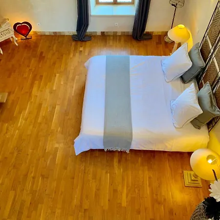 Holiday home Authentique Bijou Coeur D'orange A 2 Pas Du Theatre Antique! Orange (Vaucluse)